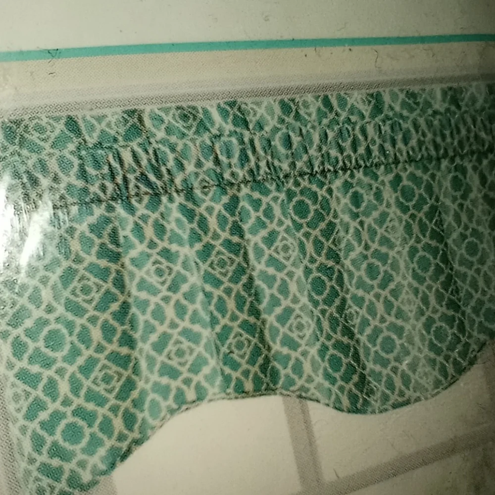 NEW Waverly Lovely Lattice Teal Wave Window Valance 50